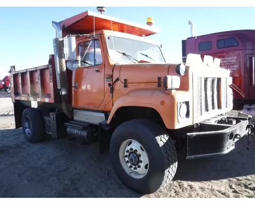 INTERNATIONAL 2500 Cab Clip