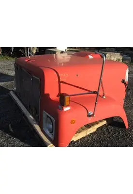 INTERNATIONAL 2500 Hood
