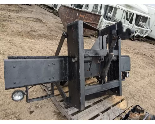 INTERNATIONAL 2500 Liftgates  Tailgates