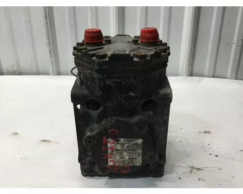 INTERNATIONAL 2574 Air Conditioner Compressor