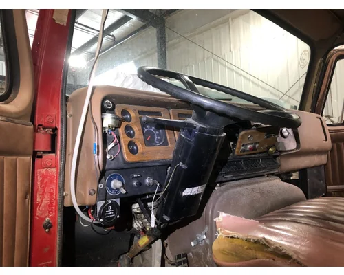 INTERNATIONAL 2574 Cab Assembly