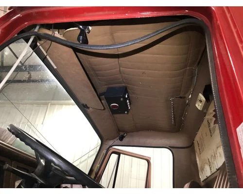 INTERNATIONAL 2574 Cab Assembly