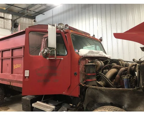 INTERNATIONAL 2574 Cab Assembly