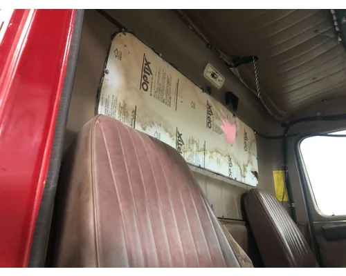 INTERNATIONAL 2574 Cab Assembly