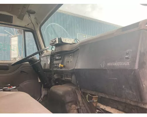 INTERNATIONAL 2574 Cab Assembly