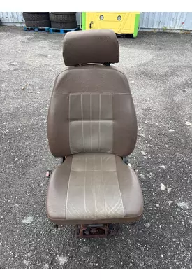INTERNATIONAL 2574 Seat