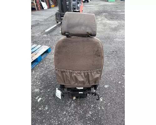 INTERNATIONAL 2574 Seat