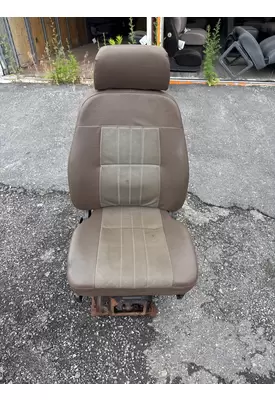 INTERNATIONAL 2574 Seat