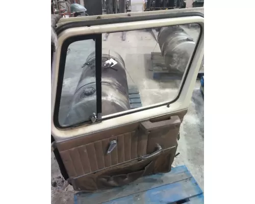 INTERNATIONAL 2600 1978-2002 DOOR ASSEMBLY, FRONT