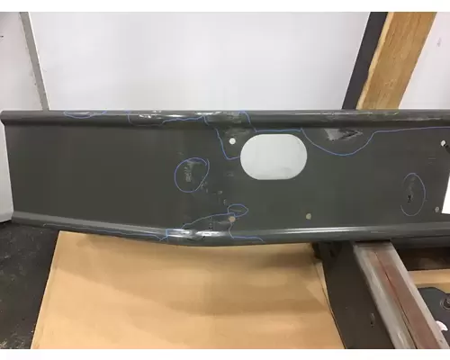 INTERNATIONAL 2600 BUMPER ASSEMBLY, FRONT