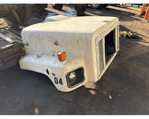 INTERNATIONAL 2600 Hood