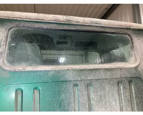 INTERNATIONAL 2674 SBA Back Glass