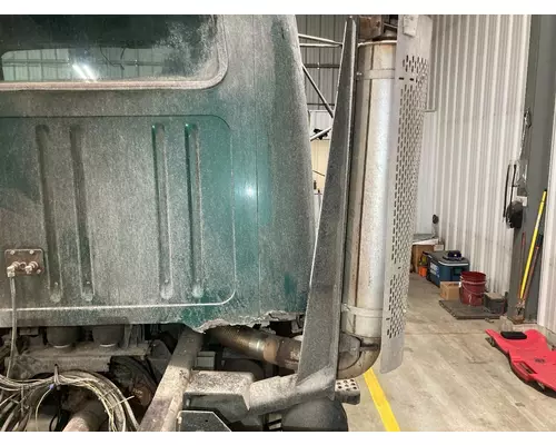 INTERNATIONAL 2674 SBA Exhaust Assembly