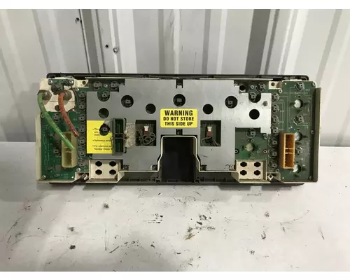 INTERNATIONAL 2674 SBA Instrument Cluster