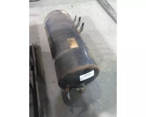 INTERNATIONAL 2674 AIR TANK
