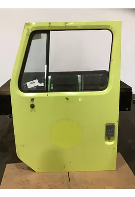 INTERNATIONAL 2674 Door Assembly