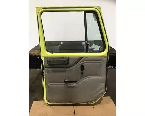 INTERNATIONAL 2674 Door Assembly