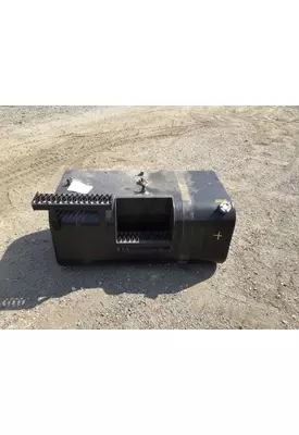 INTERNATIONAL 2674 Fuel Tank