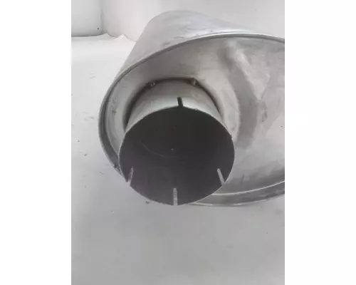 INTERNATIONAL 2674 Muffler