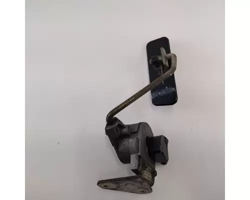 INTERNATIONAL 3000IC Accelerator Parts