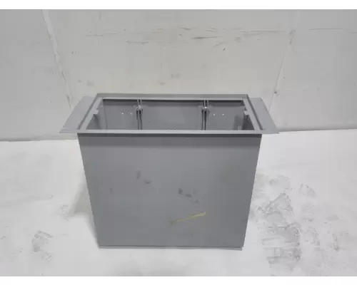 INTERNATIONAL 3000IC Battery Box