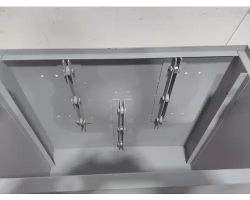 INTERNATIONAL 3000IC Battery Box