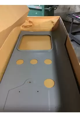 INTERNATIONAL 3000IC Body Parts, Misc.