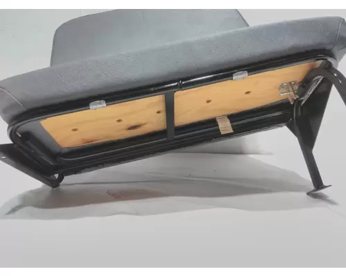 INTERNATIONAL 3000IC Seat, Front