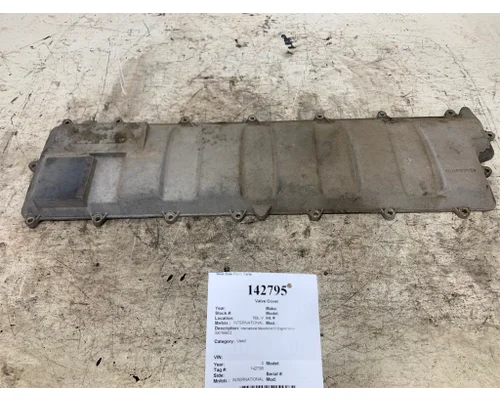 INTERNATIONAL 3007686C2 Valve Cover