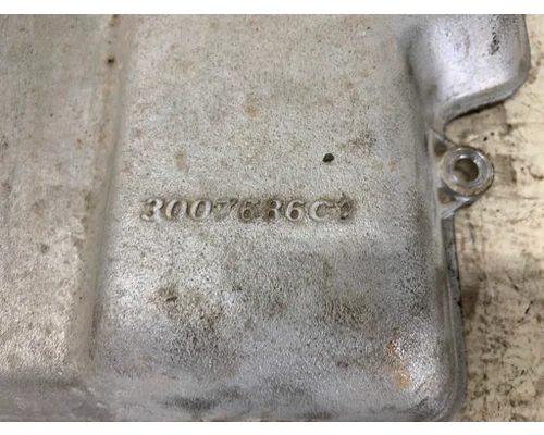 INTERNATIONAL 3007686C2 Valve Cover