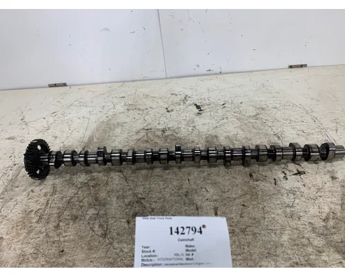 INTERNATIONAL 3013387C2 Camshaft