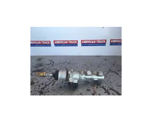 INTERNATIONAL 3200 Brake Master Cylinder