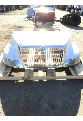 INTERNATIONAL 3200 Hood