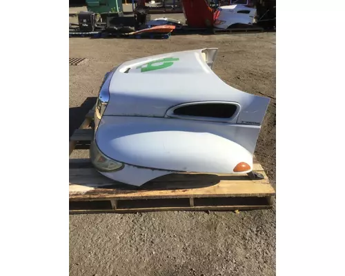 INTERNATIONAL 3200 Hood