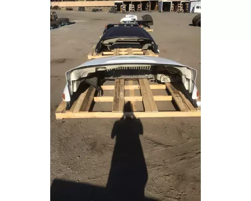 INTERNATIONAL 3200 Hood