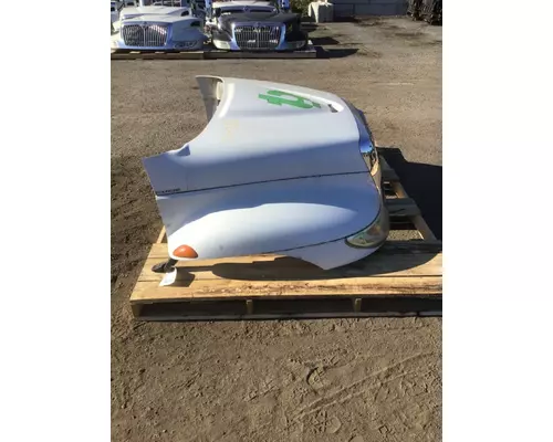 INTERNATIONAL 3200 Hood