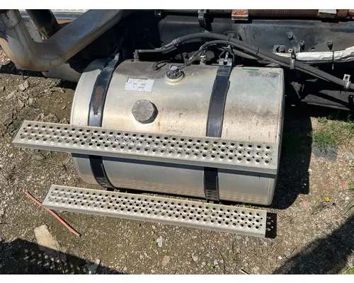 INTERNATIONAL 3510761C95 Fuel Tank