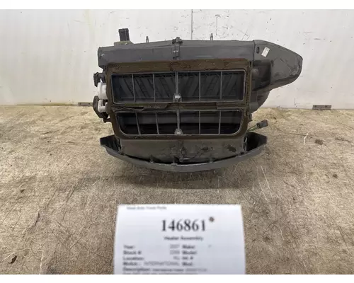 INTERNATIONAL 3530971C96 Heater Assembly