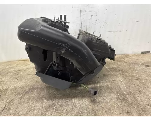 INTERNATIONAL 3530971C96 Heater Assembly
