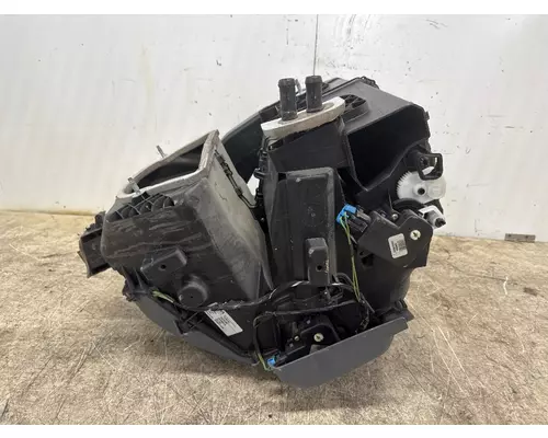 INTERNATIONAL 3530971C96 Heater Assembly