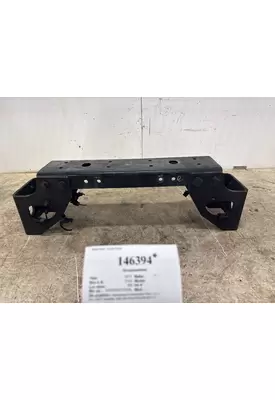 INTERNATIONAL 3531894C96 Crossmember
