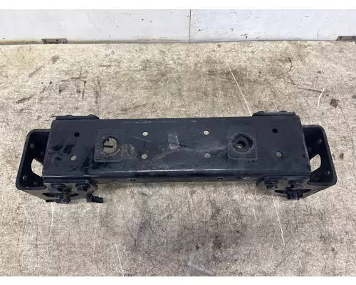 INTERNATIONAL 3531894C96 Crossmember