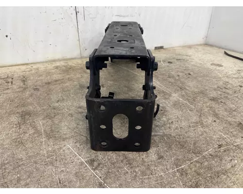 INTERNATIONAL 3531894C96 Crossmember