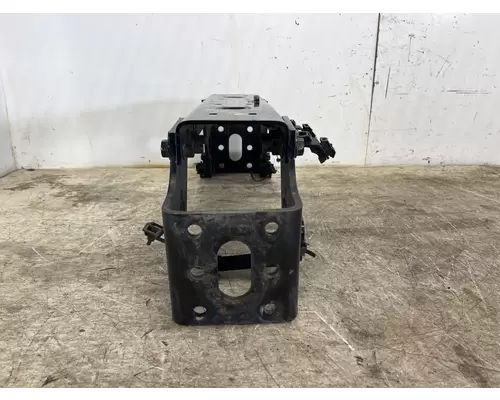 INTERNATIONAL 3531895C5 Crossmember
