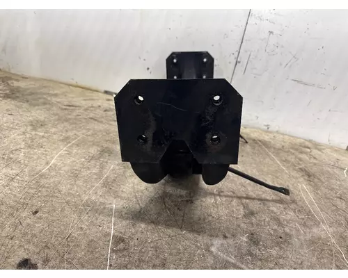 INTERNATIONAL 3532952C6 Crossmember