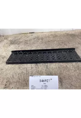 INTERNATIONAL 3536371C2 Step