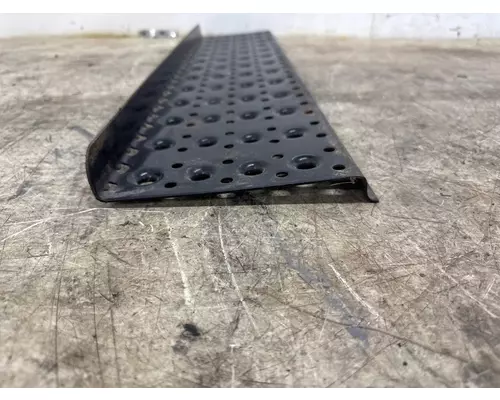 INTERNATIONAL 3536371C2 Step