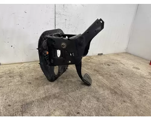 INTERNATIONAL 3544868F93 Brake  Clutch Pedal Box