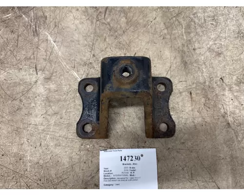 INTERNATIONAL 3549101C2 Brackets, Misc.