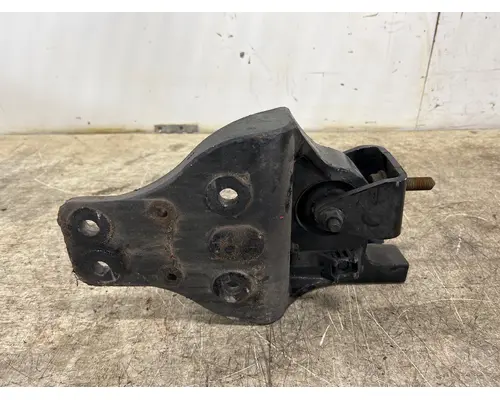 INTERNATIONAL 3574674C2 cab mounts